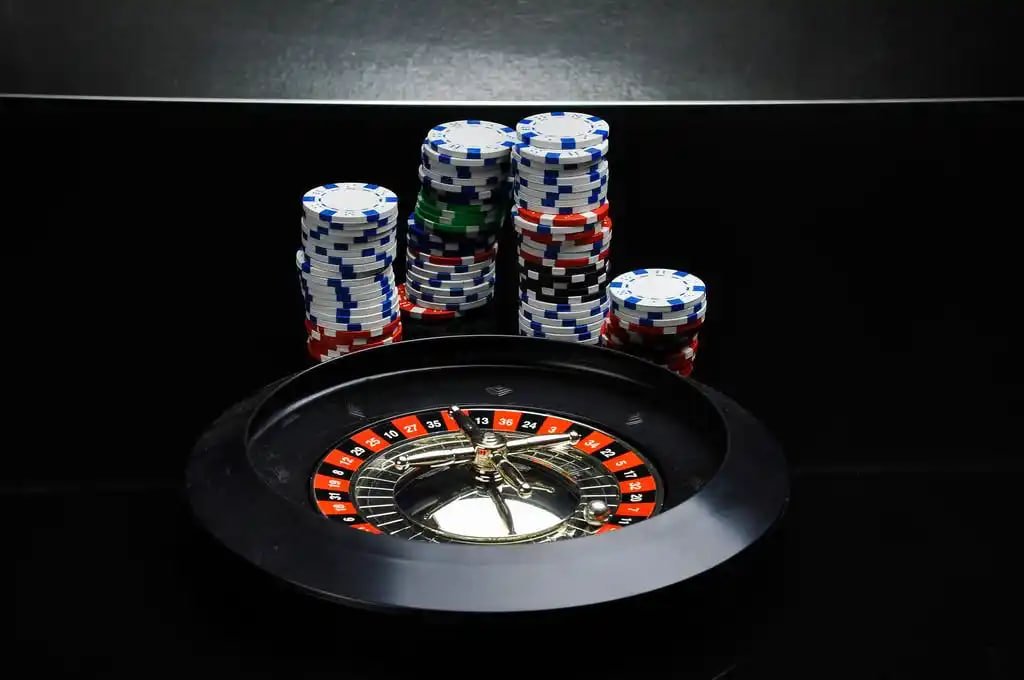 တာဝန်ယူကစားခြင်း l73 slot